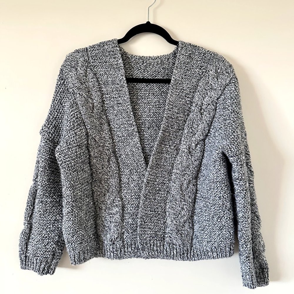 Heather Gray, chunky, cable knit open cardigan, Size XS/Small